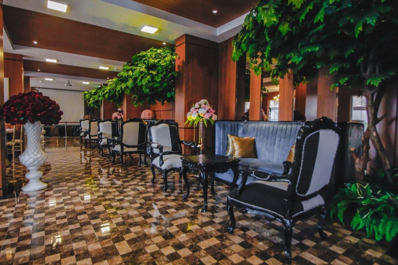 Petit Boutique Hotel Solo Екстериор снимка